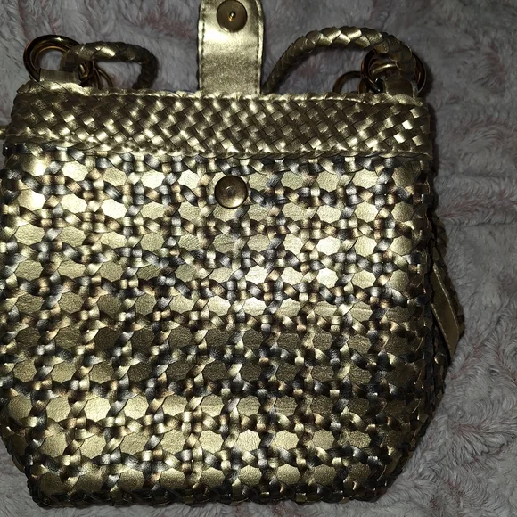 She's gorgeous NWOT Crossbody - Picture 9 of 9